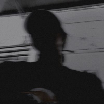 itzzproblyme's profile picture. gae
IG: itsproblyme