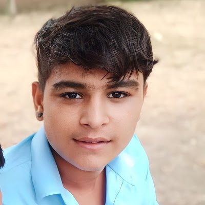 babludhakad947's profile picture. 