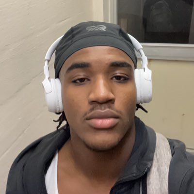 CjFergu70544097's profile picture. Height:6'2 Weight:210 C/O 28 Position:ATHLETE