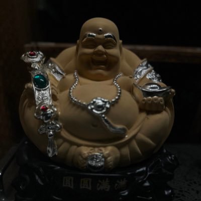 BeyondTheGrasss's profile picture. Just another s̶u̶r̶f̶e̶r̶—serfer.