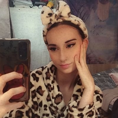 manon_ellie's profile picture. 