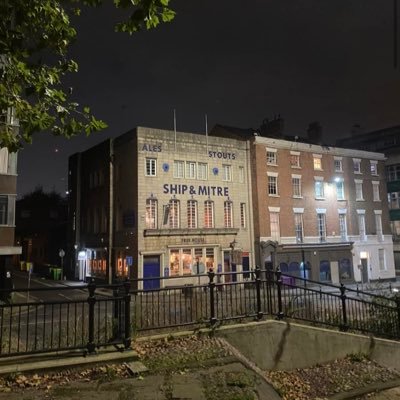 Liverpool's premier real ale pub 🍺🚢 Contact us ⬇️ theshipandmitre@gmail.com