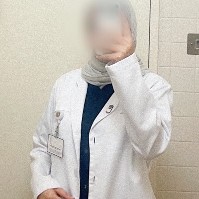 نُحِب الحَياة إذَا مَا اسْتطعنا إِليهَا سَبيلاً✨