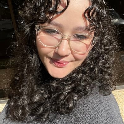 OfficiaIAqua's profile picture. memes and streams!