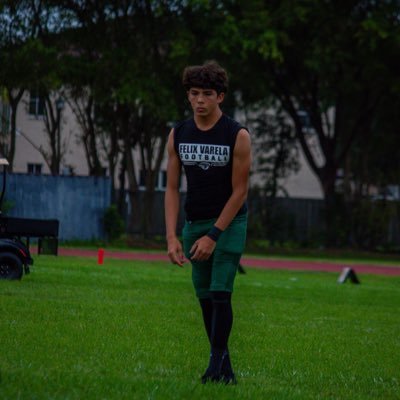 5’9, 145lbs., 4.8secs. 40-yard. Kicker, Punter, Class of 2026, Felix Varela Senior High, Phone: (786)930-6323 🐍🐍. Email: baldizonkharold@gmail.com