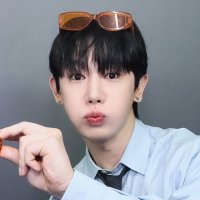 พี่เพลง 🐋☀️✨ (@_plng01) 's Twitter Profile