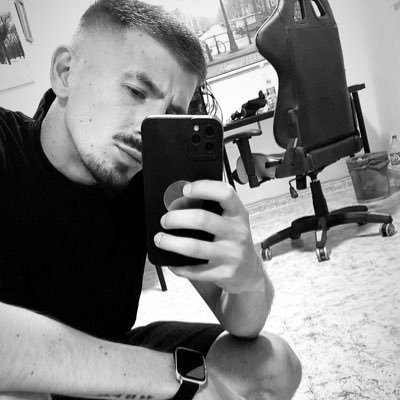 • Retired Player 🇪🇸
• Jugador profesional del Buscaminas
• https://t.co/s9mfUhCWFr