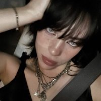 . (@urstarloverrr) Twitter profile photo