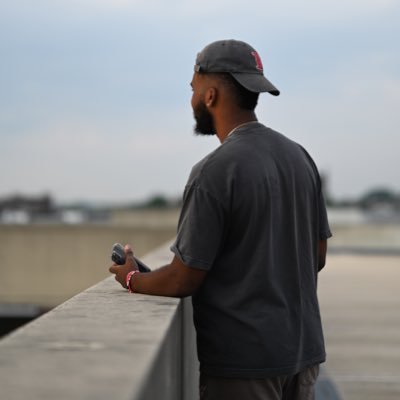 Chelsea FC Devils Blackhawks Eagles Thunder| Rutgers Alum| @wrsusports|#150dreamteam #ripchrislighty | Untitled Recordings| I enjoy making beats| LLD