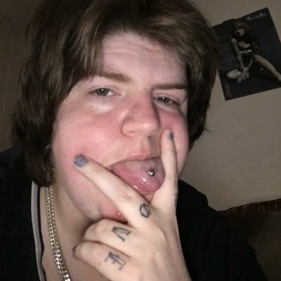 LindseyH54461's profile picture. 36 big build single experienced lesbian women love sleeping with any women in bed live with my mum in Breightmet Bolton United Kingdom 🇬🇧