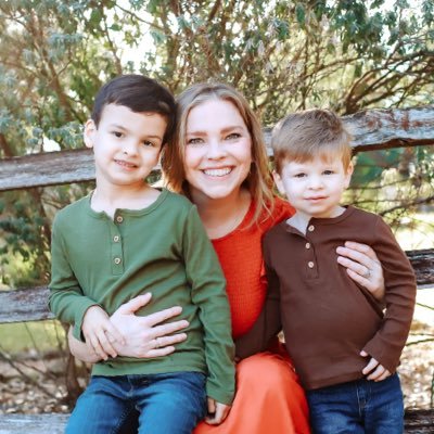 marlareynolds25's profile picture. Assistant Principal @ Bernal M.S.