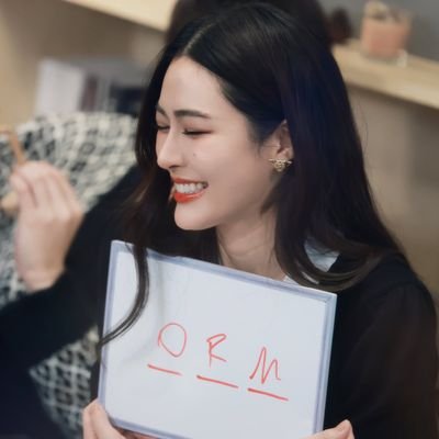 gayzonagl's profile picture. onde tem mulheres se amando estarei deixando meu like