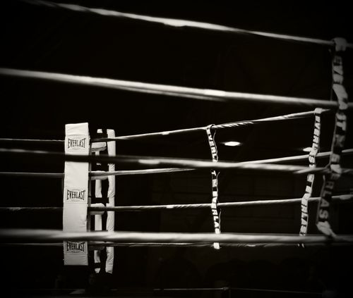 Photographer focusing on Mixed Martial Arts, Real Estate & Special Events  http://t.co/1BhmdMMg03