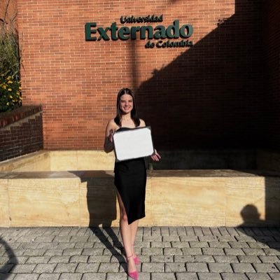Abogada| Fundadora de Jurisprudencia Aplicable⚖️🩷| Especialista en Propiedad industrial, Derechos de Autor y Nuevas Tecnologías por la U. Externado🇨🇴