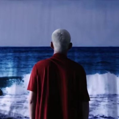 PlasticTreely's profile picture. He looks like the real thing.