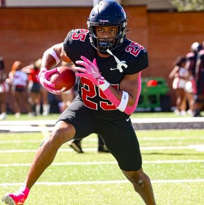 Grad Transfer š Running Back| Kick Return | First Team All-GSC | GPA 3.5 | God, Family, Football | Florida Native | #GIRLDAD