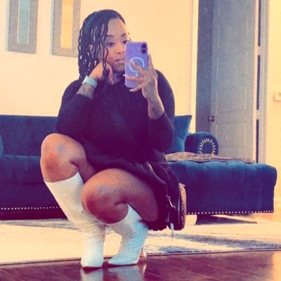 Kc ✈️ Los Angeles ✈️ Phoenix ✈️ HTX... The gym is bae…accounting bae 📉#capricorn ... the marathon continues 🏁