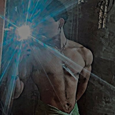 jareedgodi's profile picture. ;)