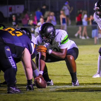 Lake Cormorant High School 5’10 250lbs Offensive Lineman (Left Tackle) 3.5 GPA Contact: 9013032148 Email: lilmrdaniel360@gmail.com