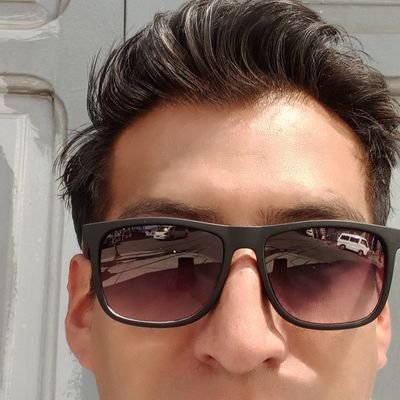 bueno soy una persona genial divertida y extrovertida me gustaria conocer parejas amigas para tener experiencias sexuales
