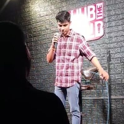 Unreserve_Chin2's profile picture. stuck between Dreams and Responsibilities🎯