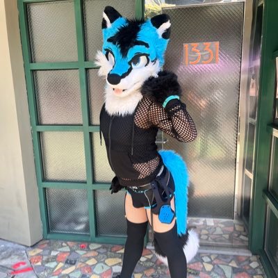 25 | 🇲🇽 | Pan 💖💛💙 | Single |🔞| DJ & Content Creator | PrEP/Doxy | Just a horny boi having fun😘 DMs for Mutuals, Collabs, and Business Inquiries💙