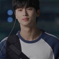 jem saw HIGHLIGHT!! (@gojiseoks) 's Twitter Profile