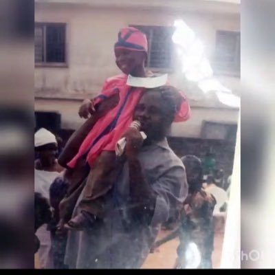 robinsonenebe's profile picture. hoping for the best but expecting the worst.