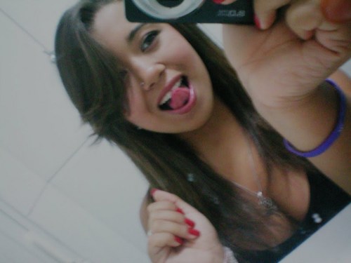 Sorria, e faça questão de esfregar isso na cara de quem já tentou te derrubar. 
Guiada pela Fé ♫