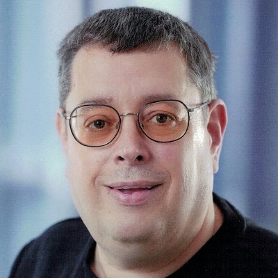 Redakteur bei @teltarif, auch hobbymäßig im TK-Bereich sowie Radio, Medien ganz allgemein, Sport und Reisen.