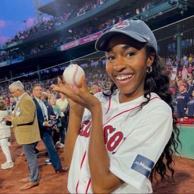 paigeisc0nfused's profile picture. professional fangirl | living on unceded Wiradjuri land