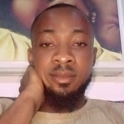 EmmanuelTobi023's profile picture. i love to move around, enjoy being outdoors going for long walks, enjoys looking at the stars at night, and watching the sun set, I also love listening to music