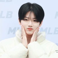 яα∂єνα кαℓιηggα (@kjufnkyu) 's Twitter Profile