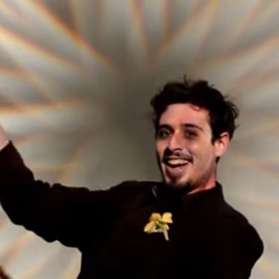 micksoldacc's profile picture. heavy mcrtwt + wwtwt account, #waywood enjoyer. saw WWATTW 11/03, maybe seeing mcr 2025 philly