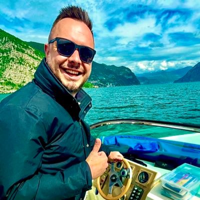 MarosDurka's profile picture. 🌍 in mind, 🇪🇺 at heart.