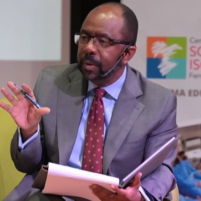 Padre, Hijo, Compañero de Vida, Observador Social, Escucha Atento, Catedratico Auxiliar UPR, Coach de Optimización de Talento y Abogado