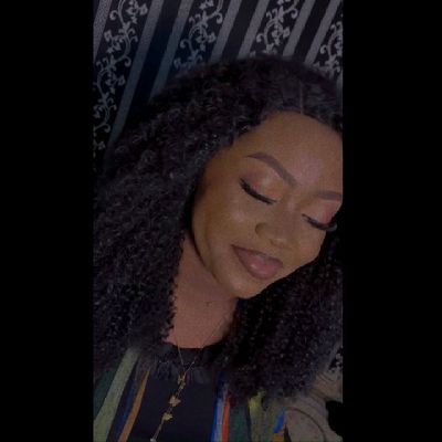 1).just one real one,is enough 🫂🤍💎
2).music is my only therapy 🎶🎧🖤
3).mommy's fave 🥰🌻🌹🌈
4).God's own 🙏✝️
......I love me❤️🩹🌹.......