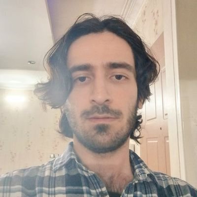 باورمند به معجزه کلمات؛
علاقه مند
https://t.co/z2TThlOLtU
