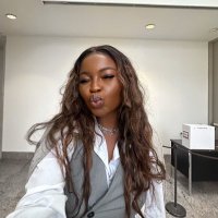 T (@chicken_lickinn) 's Twitter Profile