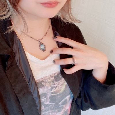 JanneDaArc /AcidBlackCherry /La'cryma Christi ✝️✴︎ラクリマ1/10さいたま。ABCはQ.E.D.から通ってました🍒《《yasuさんの帰りを一生待ち続けている人間です🙂↕️》》