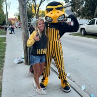 Michelle Wiedmann (@coachwiedmann) 's Twitter Profile Photo Michelle Wiedmann (@coachwiedmann) 's Twitter Profile Photo