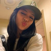 reina👑 (@rein4e) 's Twitter Profile
