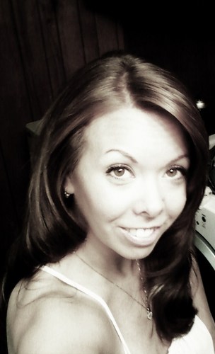 ColdToesJewelry's profile picture. I design, advertise and produce handcrafted hypoallergenic/sterling silver earrings. I use a variety of glass beads and spacers to create a lively combination o