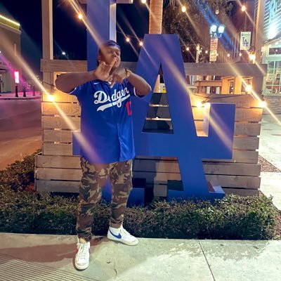 Here for the vibes & gang #Lakeshow #LetsGoDodgers #RamsHouse #GoKingsGo