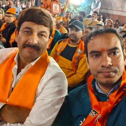 RSS का एक कर्तव्यनिष्ठ स्वयंसेवक।
भाजपा का एक कर्तव्यनिष्ठ कार्यकर्ता।
Nation First Party Second Self Last