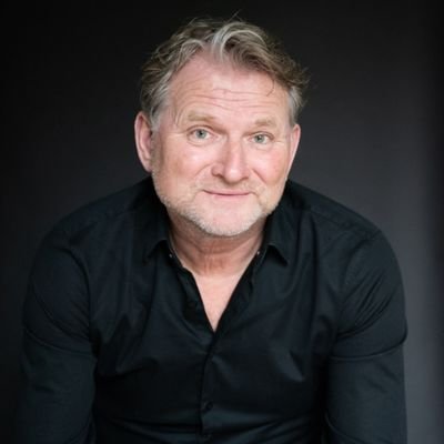 rabbie58's profile picture. voetballiefhebber # trotse vader # trainer coach # SL # weet het weer#naïef#dichter#muziekliefhebber#gedreven#Ischa Meijer fan 🇱🇺