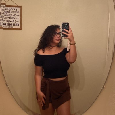 __janyllet's profile picture. ‧₊˚⊹ bienvenidos a mis pensamientos ‧₊˚⊹