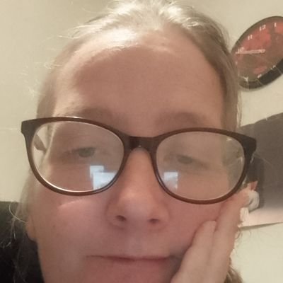 aprilGray36's profile picture. I've got Epilepsy  I'm a mcfly fan went to see them for 21st birthday party I'm fan of doctor who and West ham too