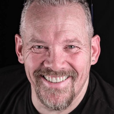 I am a west coast of Scotland photographer, learning every day, changing every day, and loving every day