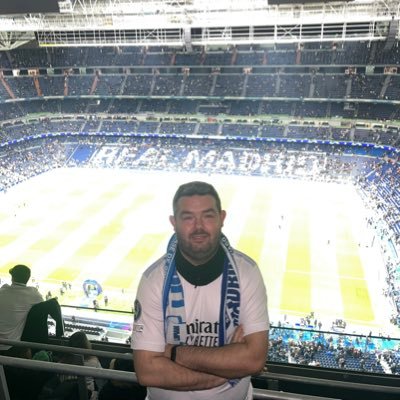 Madridista al 💯 %, además de colaborador de @EternoCampeonRM, Coordinador de @EcBaloncesto y Presentador de #AlleyOop además de colaborador en #EternoReal ⚽️🏀